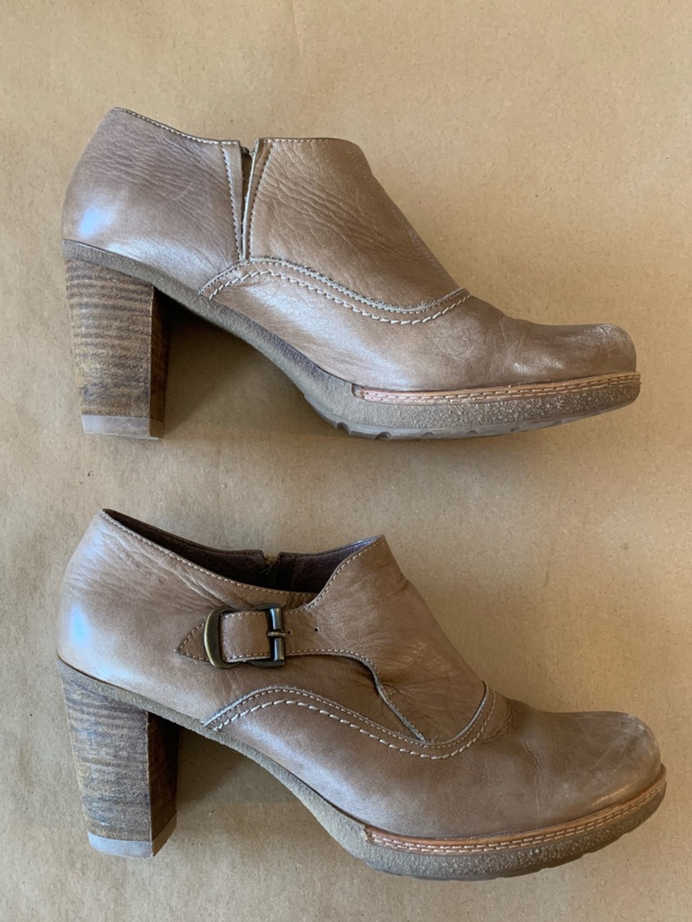 Wonders Made in Spain with Love Leather Wood Heels 👠 Size 40